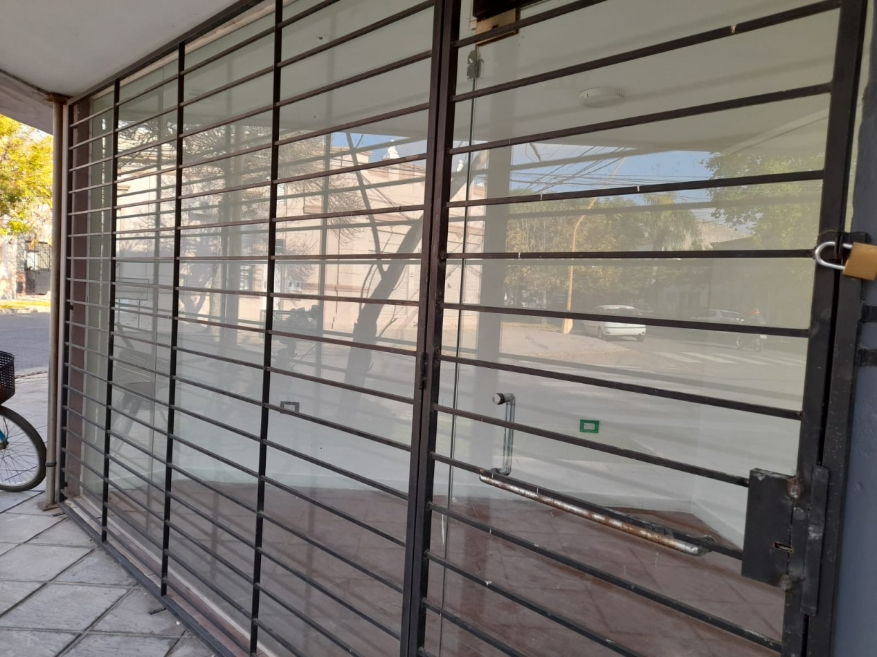 LOCAL COMERCIAL EN B° CANDIOTI NORTE