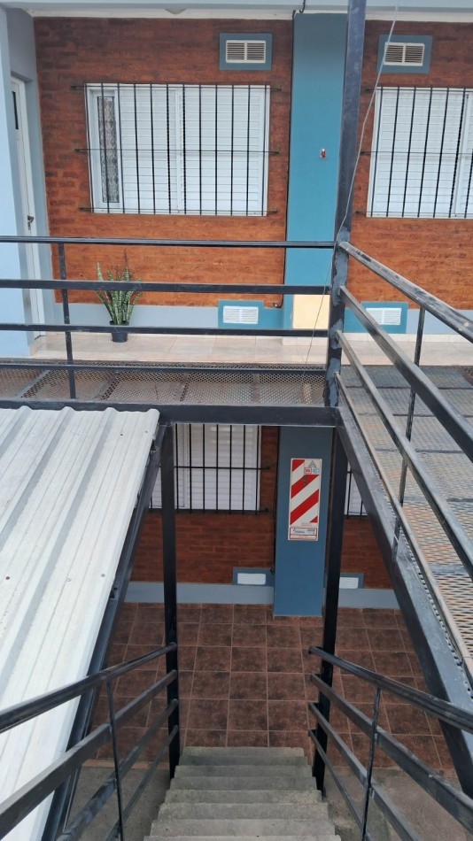 DEPARTAMENTO EN PLANTA BAJA CON COCHERA Y PATIO, BARRIO LOYOLA , SANTO TOME