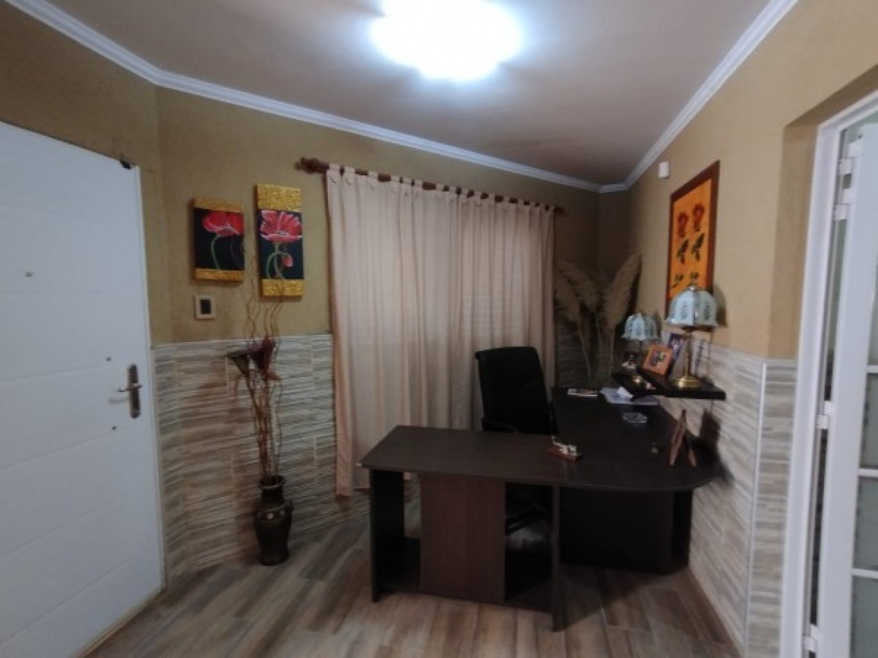 PROPIEDAD CON COCHERA, PATIO Y DEPARTAMENTO EXTRA, SANTA FE