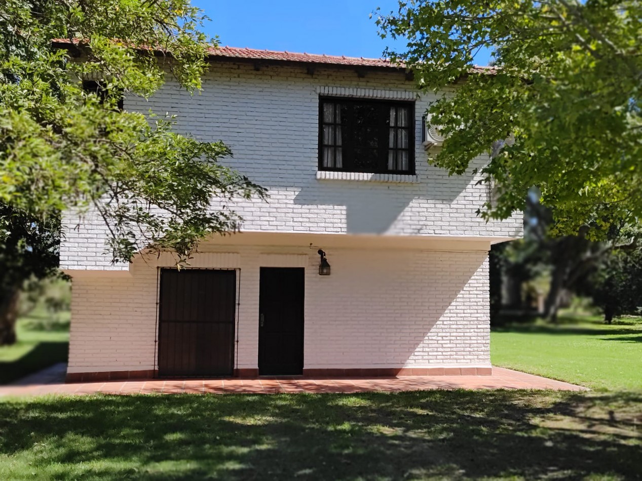 Casa con terreno en Club Nautico Ubajay, Arroyo Leyes, Santa Fe