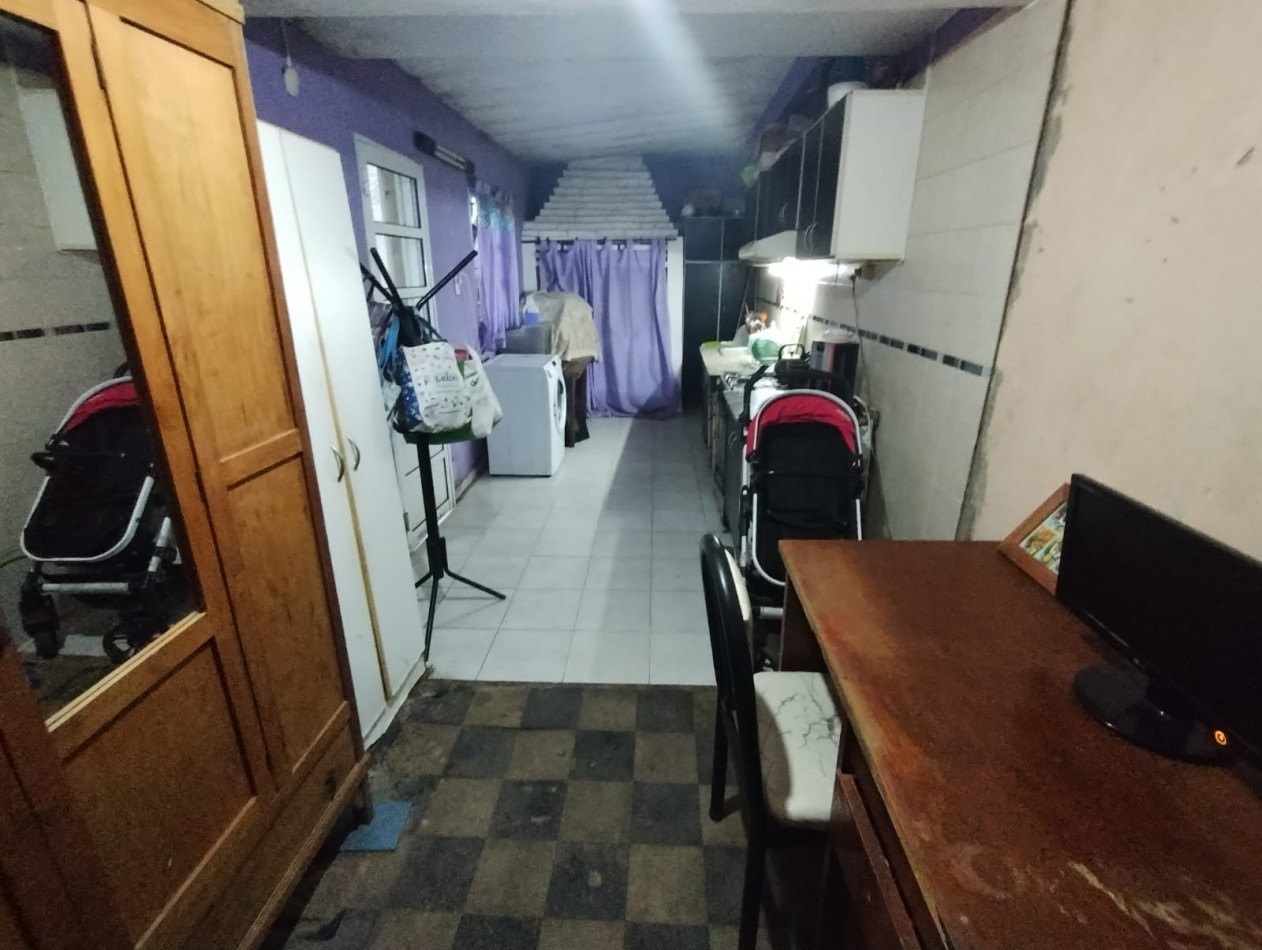 CASA AL FRENTE EN BARRIO SARGENTO CABRAL, SANTA FE