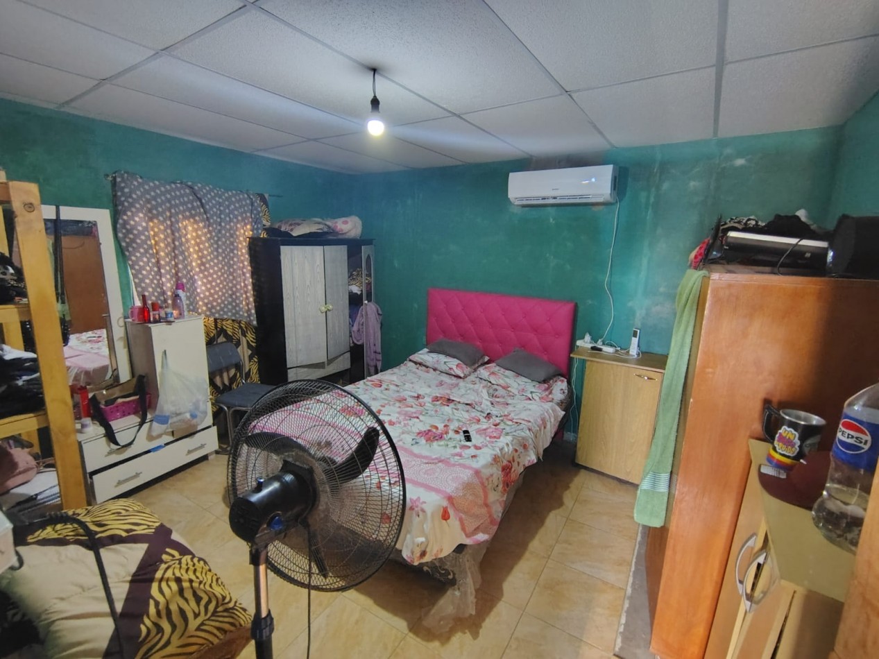 CASA INTERNA DE TRES DORMITORIOS, BARRIO ROMA, A REFACCIONAR 