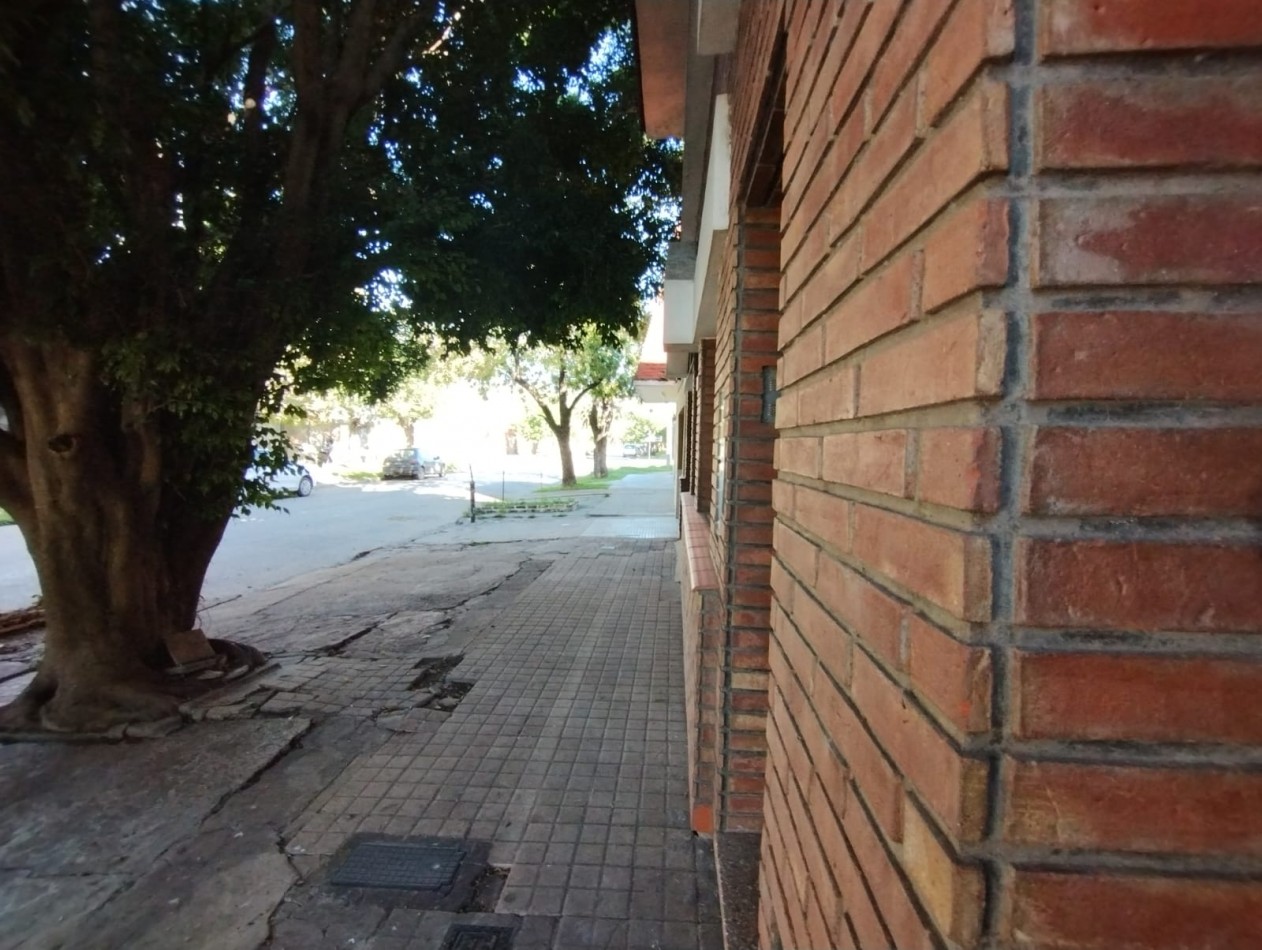 CASA INTERNA EN BARRIO SARGENTO CABRAL, SANTA FE
