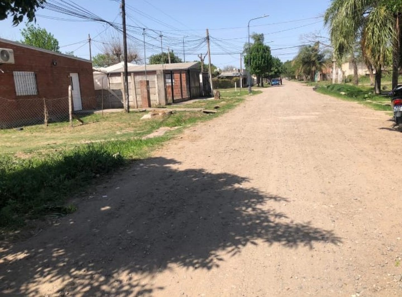 LOTE EN CALLE M. ALBERTI A METROS DE LA ESCUELA BALLARINI - SANTA FE