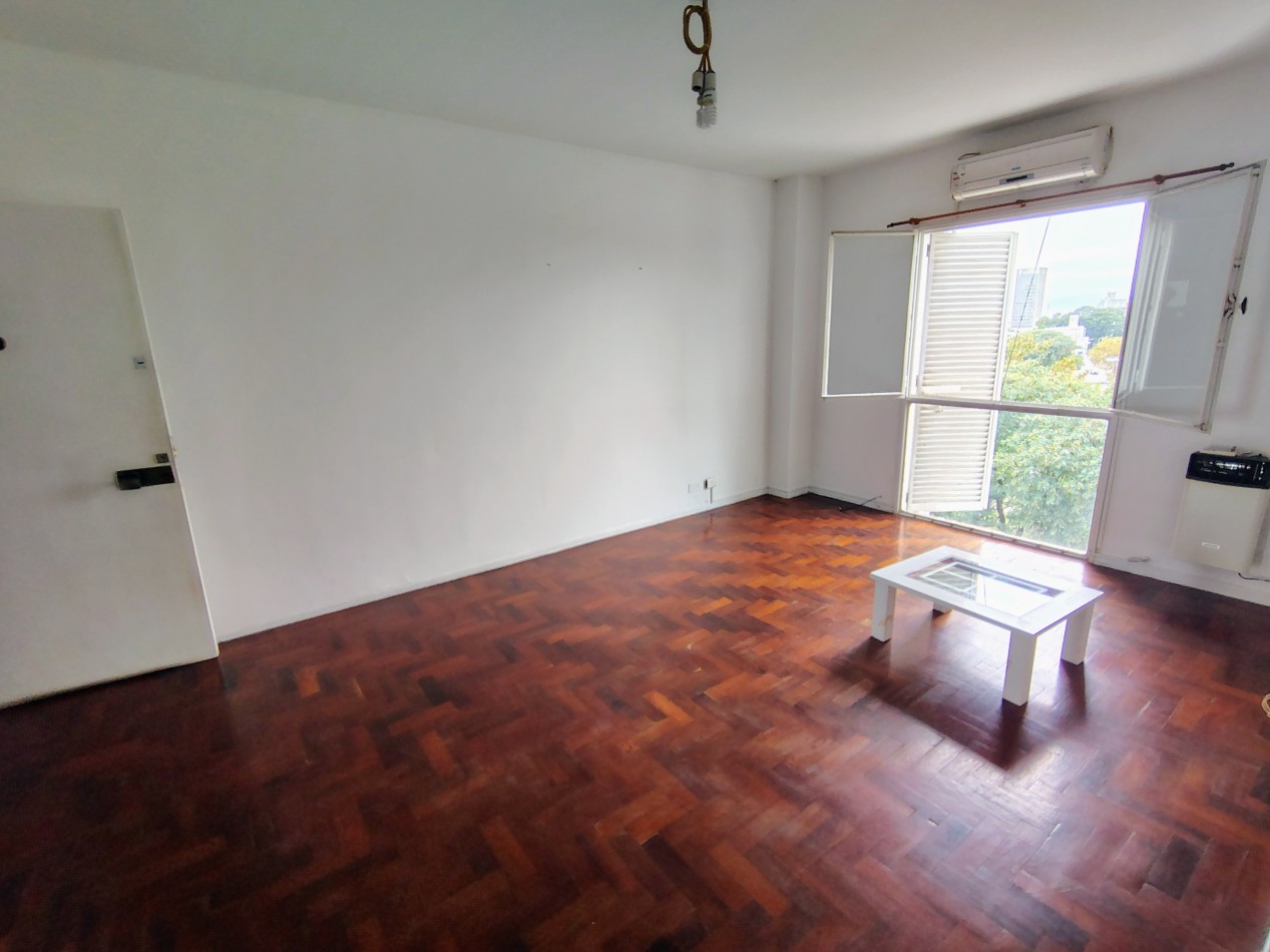 Departamento 1 dormitorio en microcentro