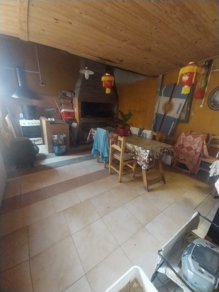 CASA EN B° GUADALUPE OESTE