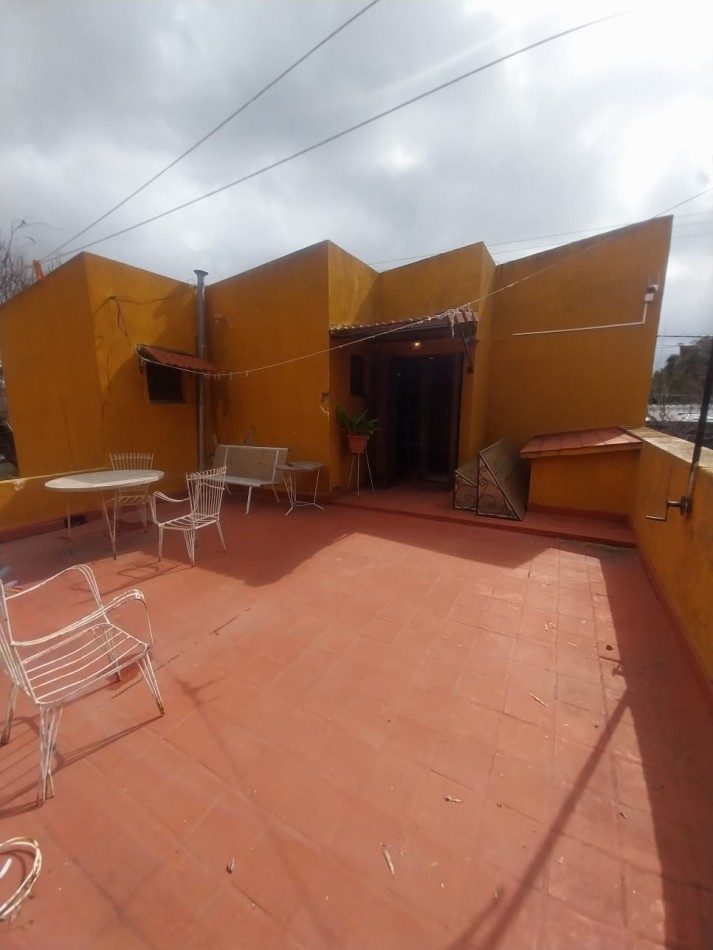 CASA EN B° GUADALUPE OESTE
