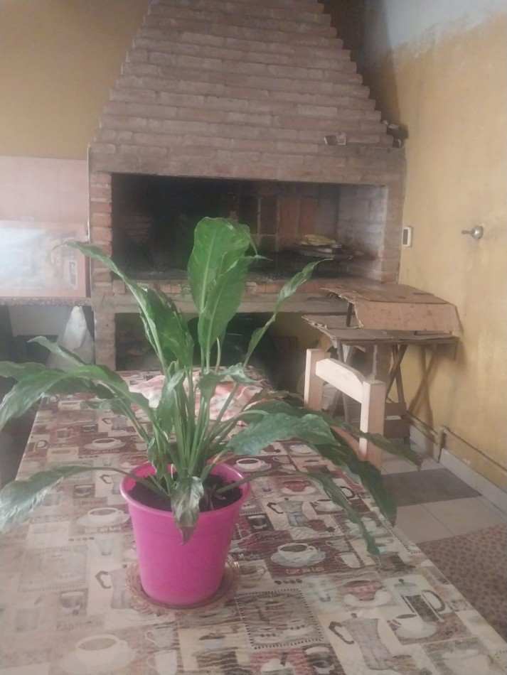 CASA EN B° GUADALUPE OESTE