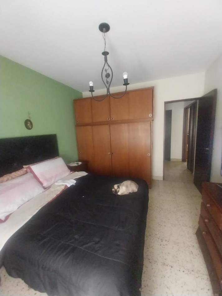 CASA EN B° GUADALUPE OESTE