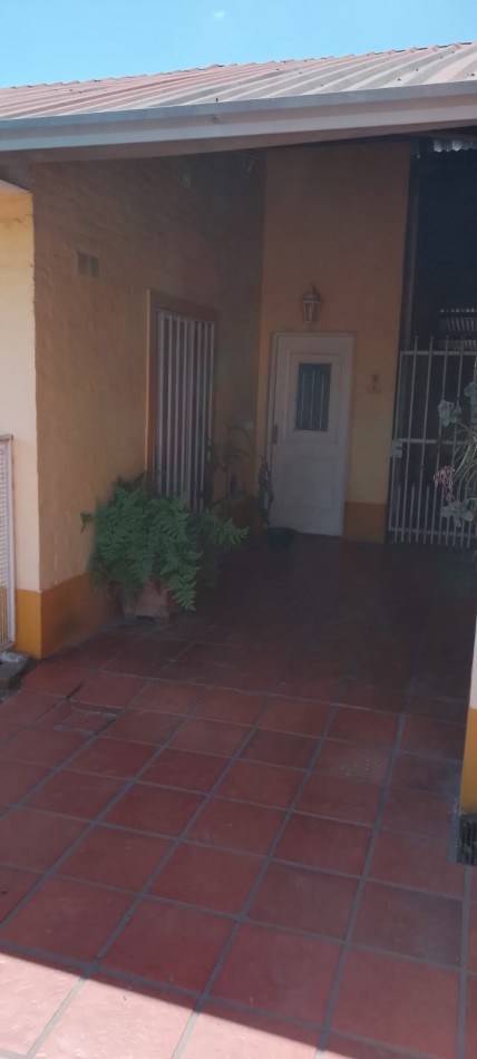 CASA EN B° DON BOSCO, SANTA FE