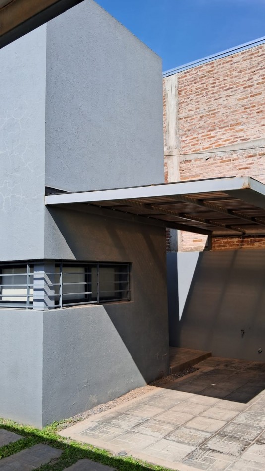CASA EN RECREO