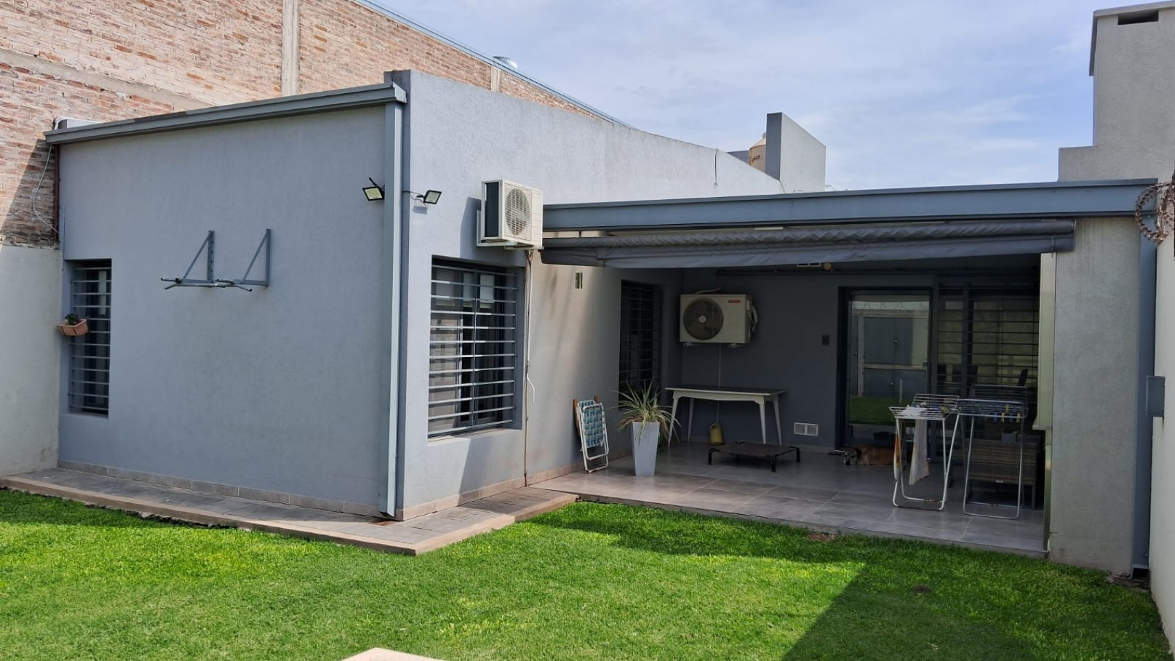 CASA EN RECREO