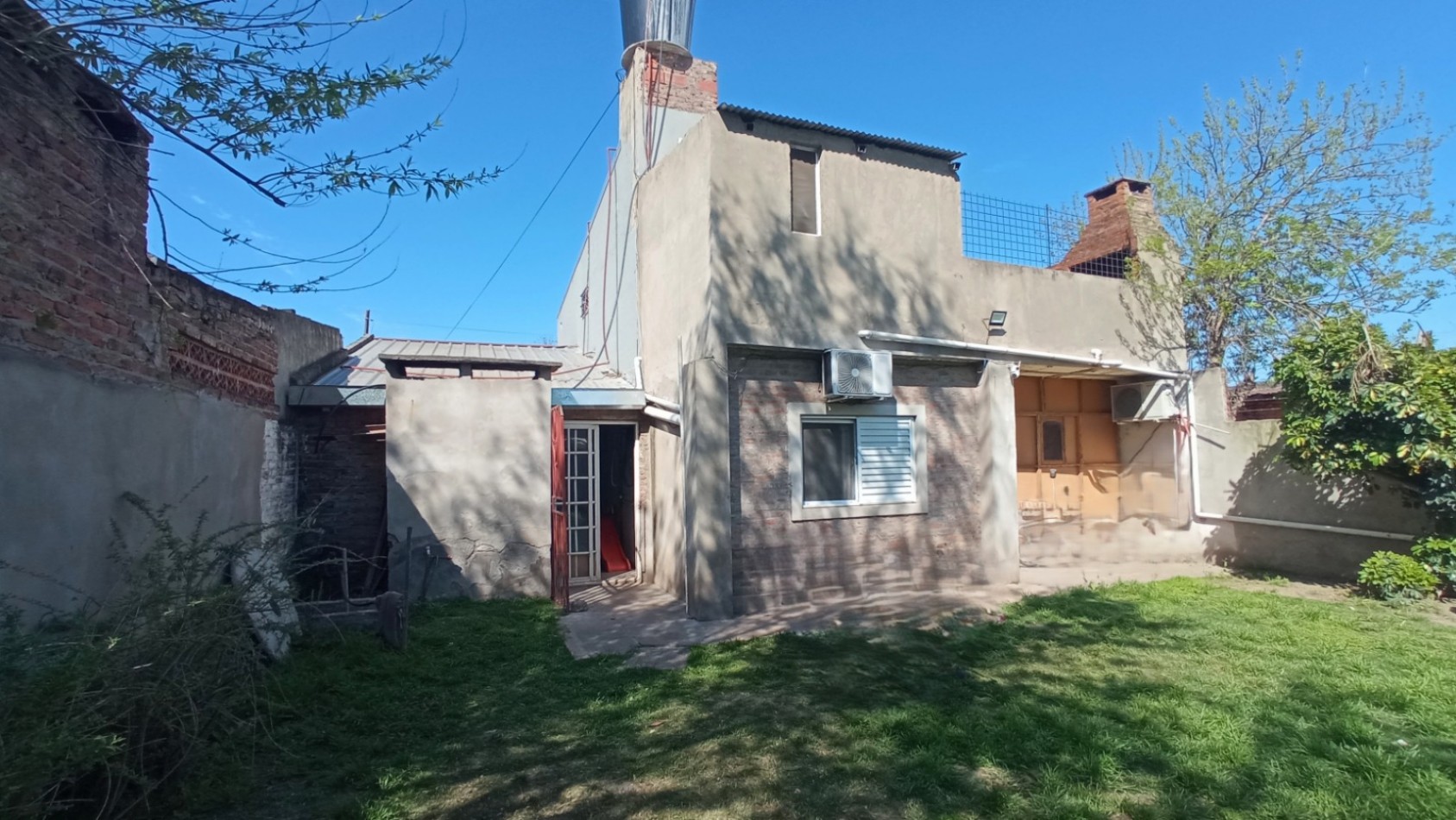 OPORTUNIDAD EN ZONA NORTE, SANTA FE - 2 PROPIEDADES CON COCHERA