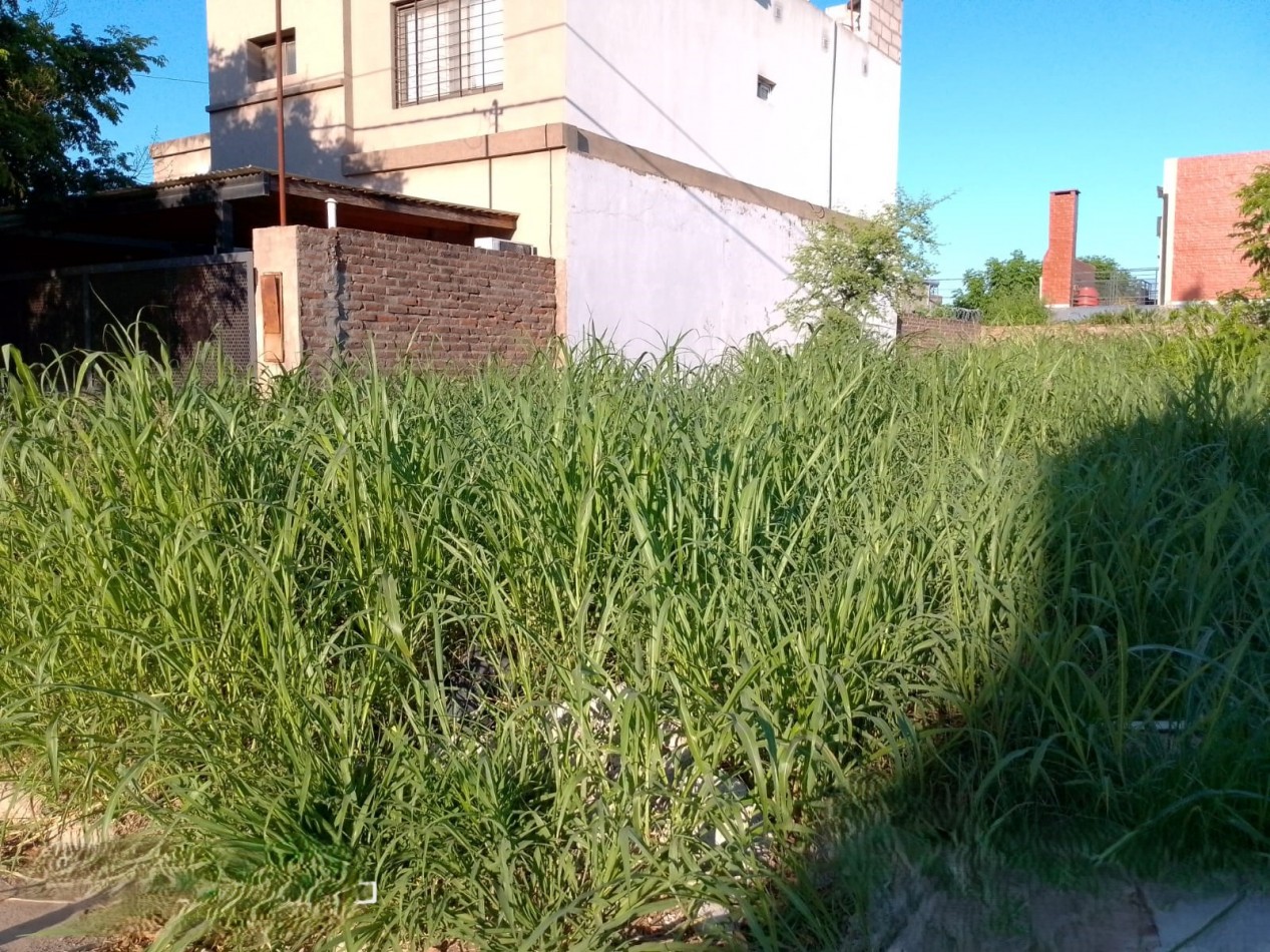 LOTE EN BARRIO ESMERALDA, SANTA FE 