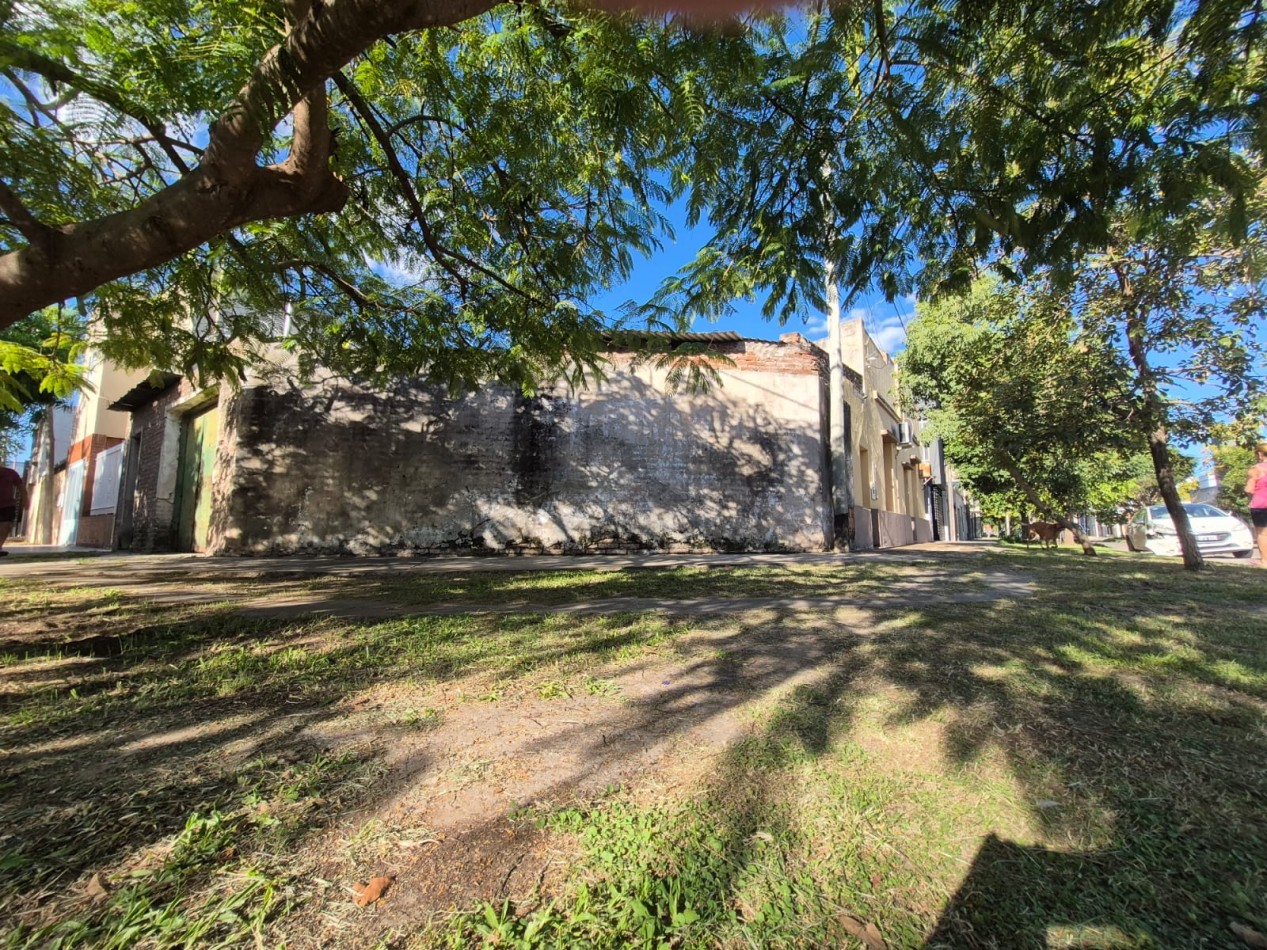 Casa en venta en Barrio Sargento Cabral - Ubicacion estrategica y gran potencial