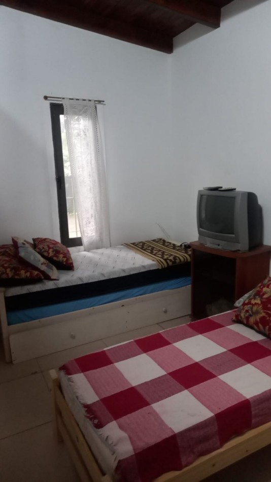 CASA QUINTA DE 2 DORMITORIOS CON PISCINA EN DESVIO ARIJON