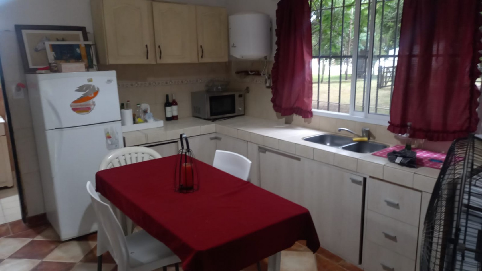 CASA QUINTA DE 2 DORMITORIOS CON PISCINA EN DESVIO ARIJON