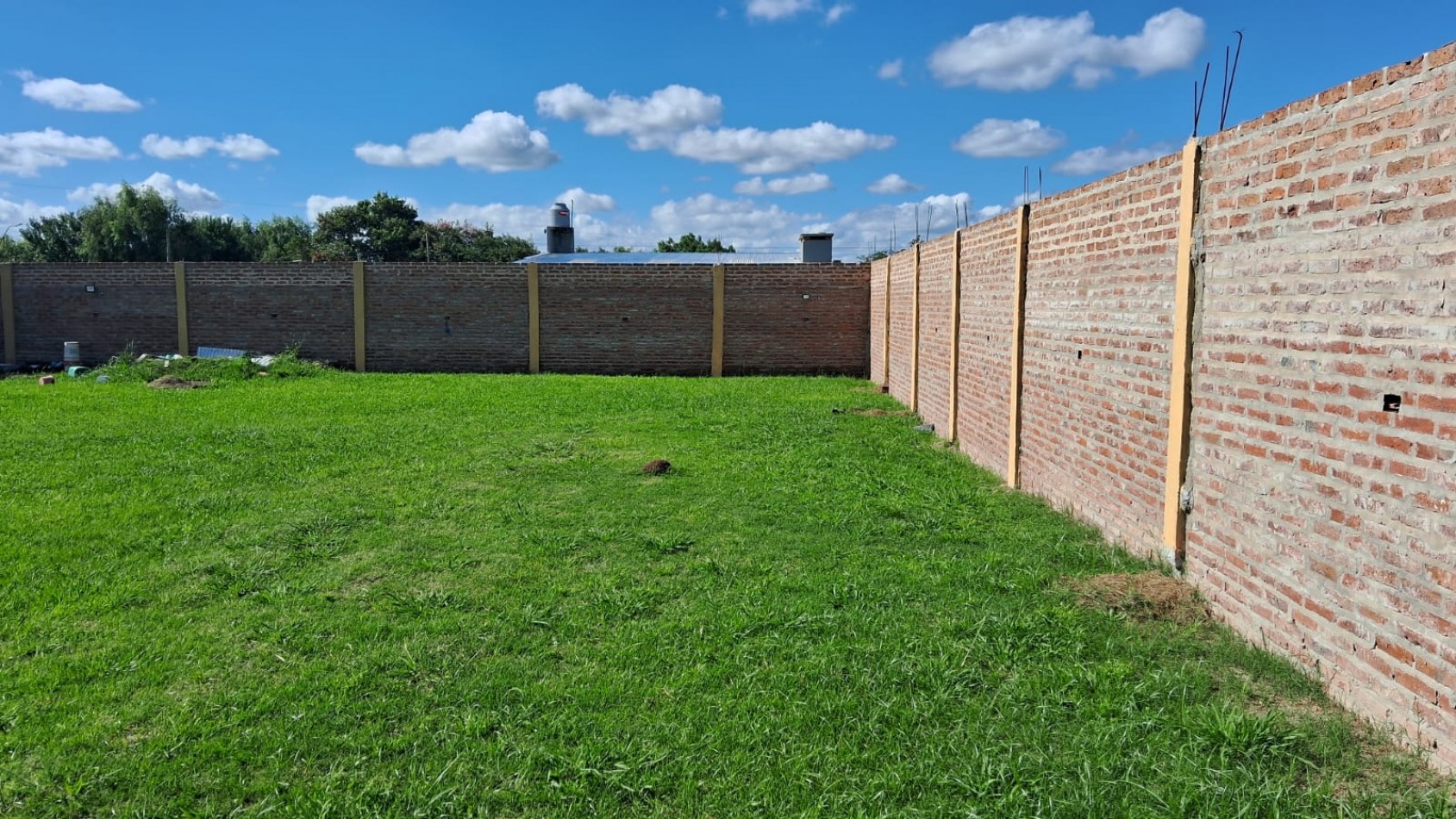 LOTE EN BARRIO NOBLEZA, RECREO