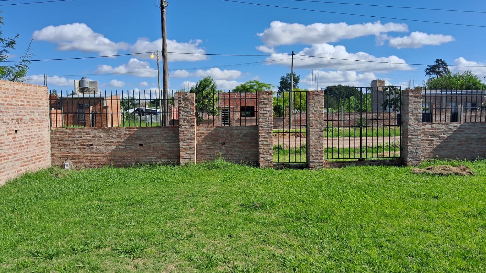 LOTE EN BARRIO NOBLEZA, RECREO