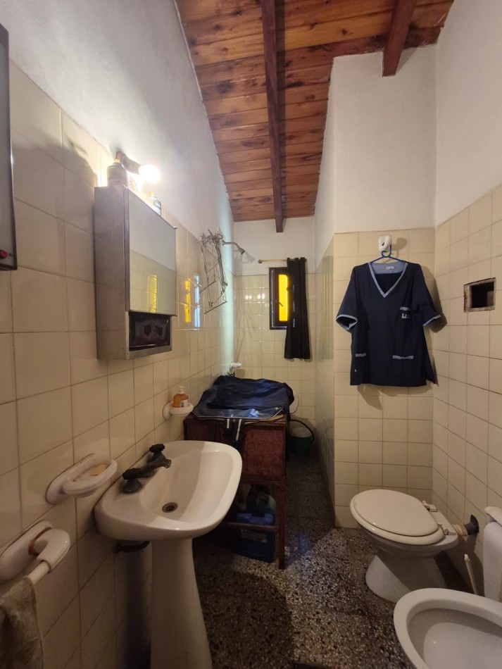 Casa de 2 dormitorios en Santo Tome - Vivienda o inversion comercial