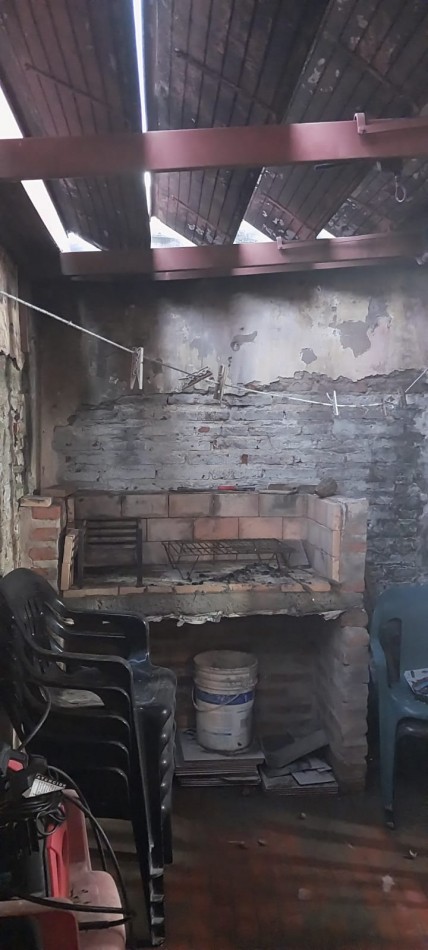 CASA A REFACCIONAR EN BARRIO SARGENTO CABRAL, SANTA FE