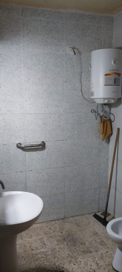 CASA A REFACCIONAR EN BARRIO SARGENTO CABRAL, SANTA FE
