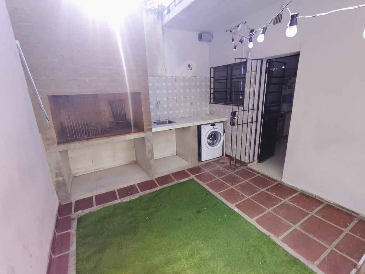 Casa interna en venta Barrio Sur Santa Fe 3 dormitorios patio asador todos los servicios