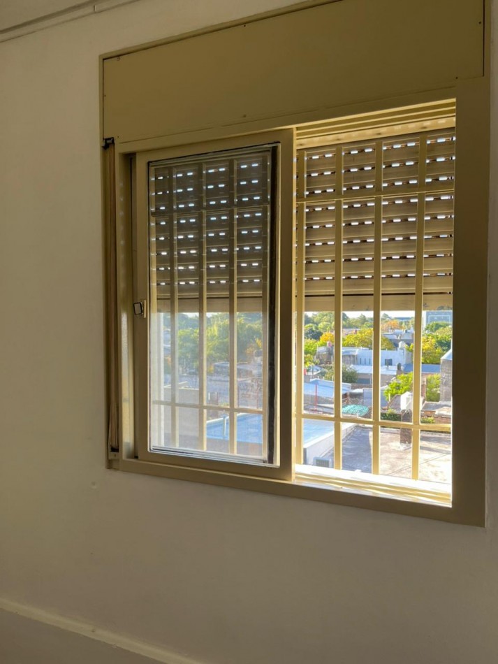 DEPARTAMENTO DE DOS DORMITORIOS, BARRIO CANDIOTI NORTE, SANTA FE
