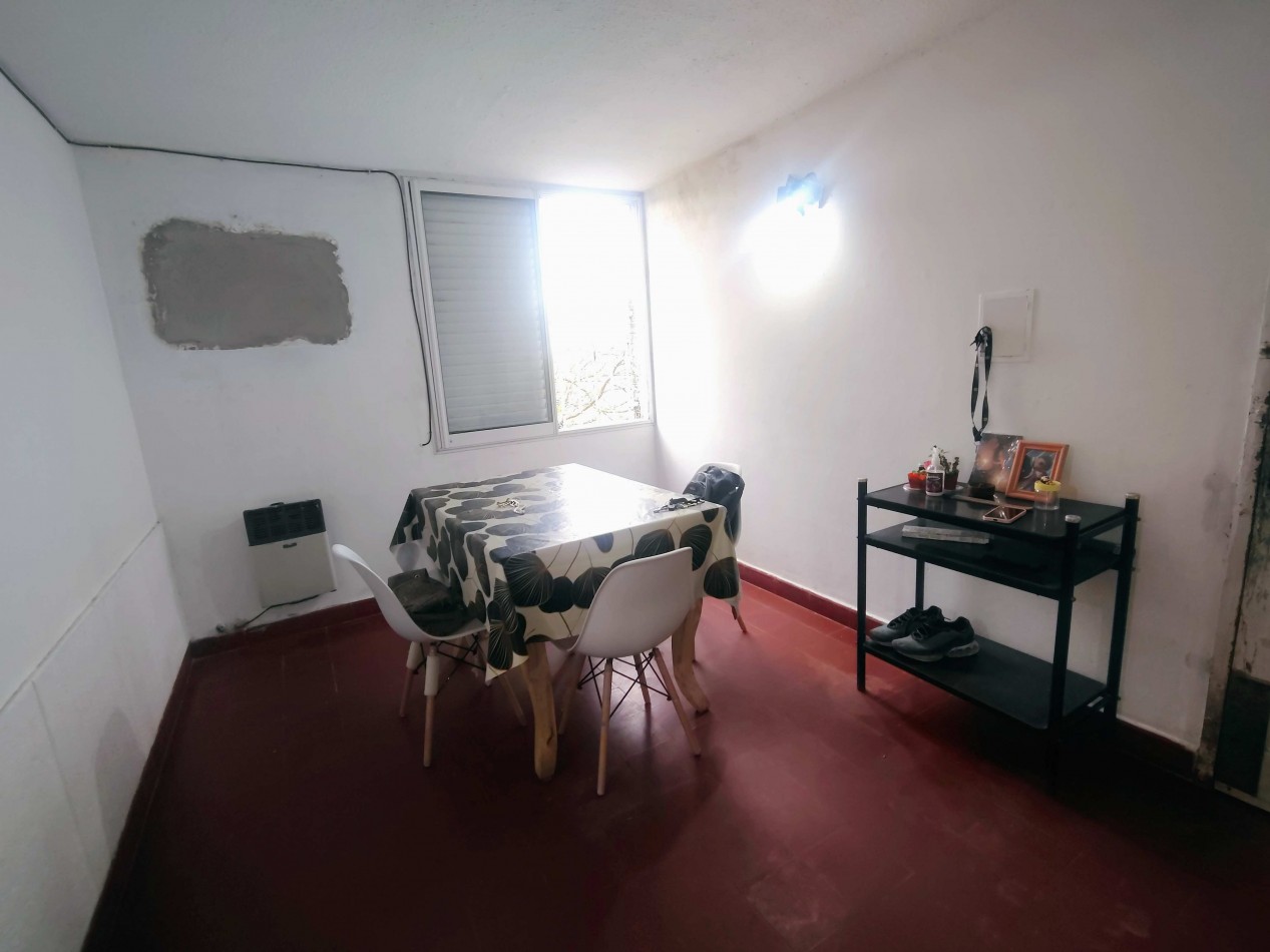 Departamento 2 dormitorios en Barrio Las Flores I  Muy buena ubicacion