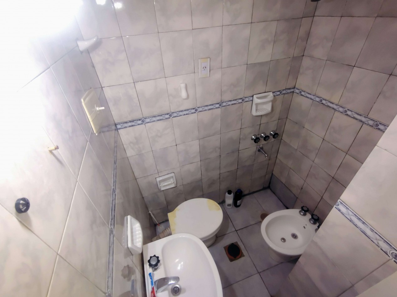 Departamento 2 dormitorios en Barrio Las Flores I  Muy buena ubicacion
