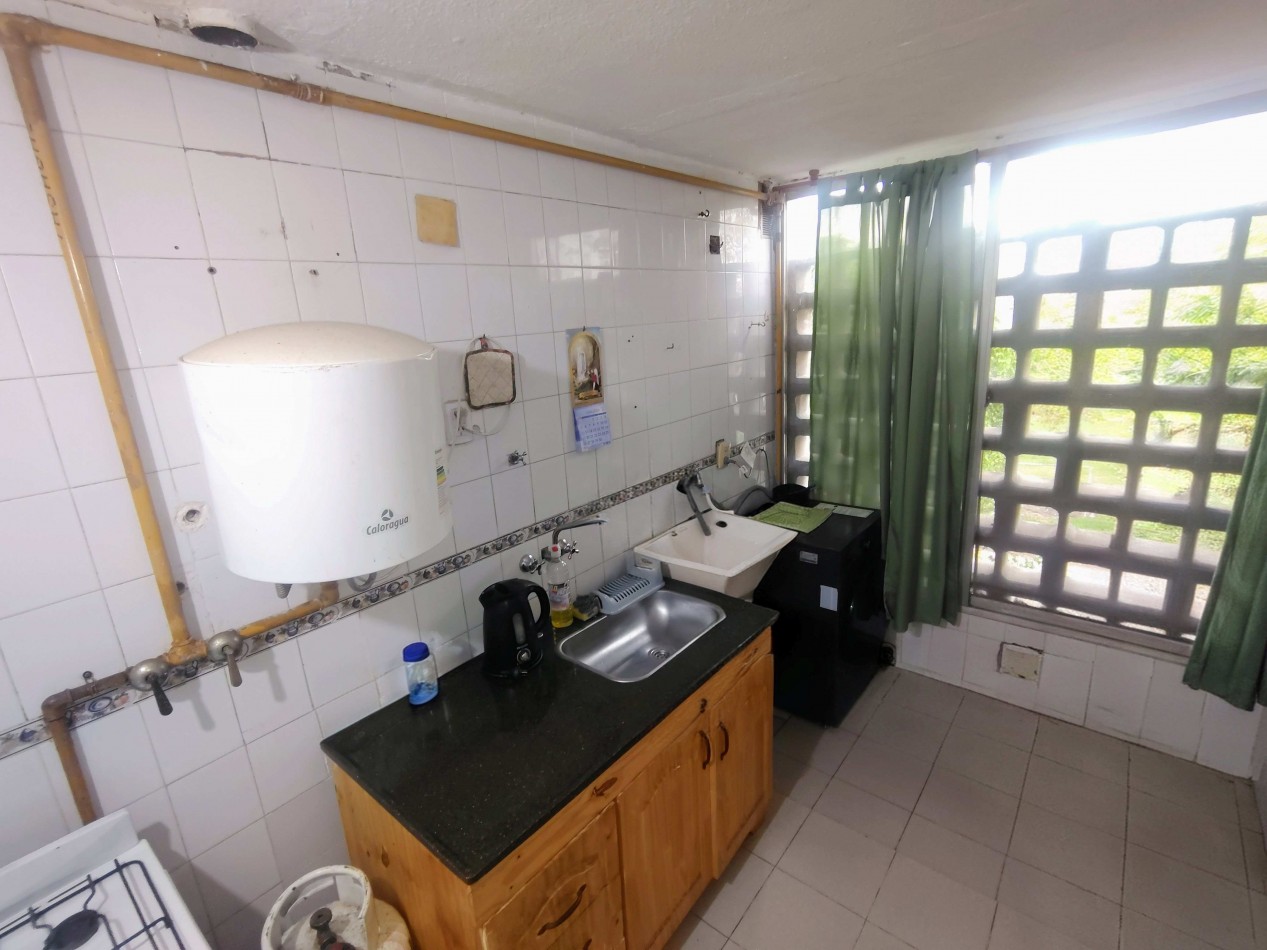 Departamento 2 dormitorios en Barrio Las Flores I  Muy buena ubicacion