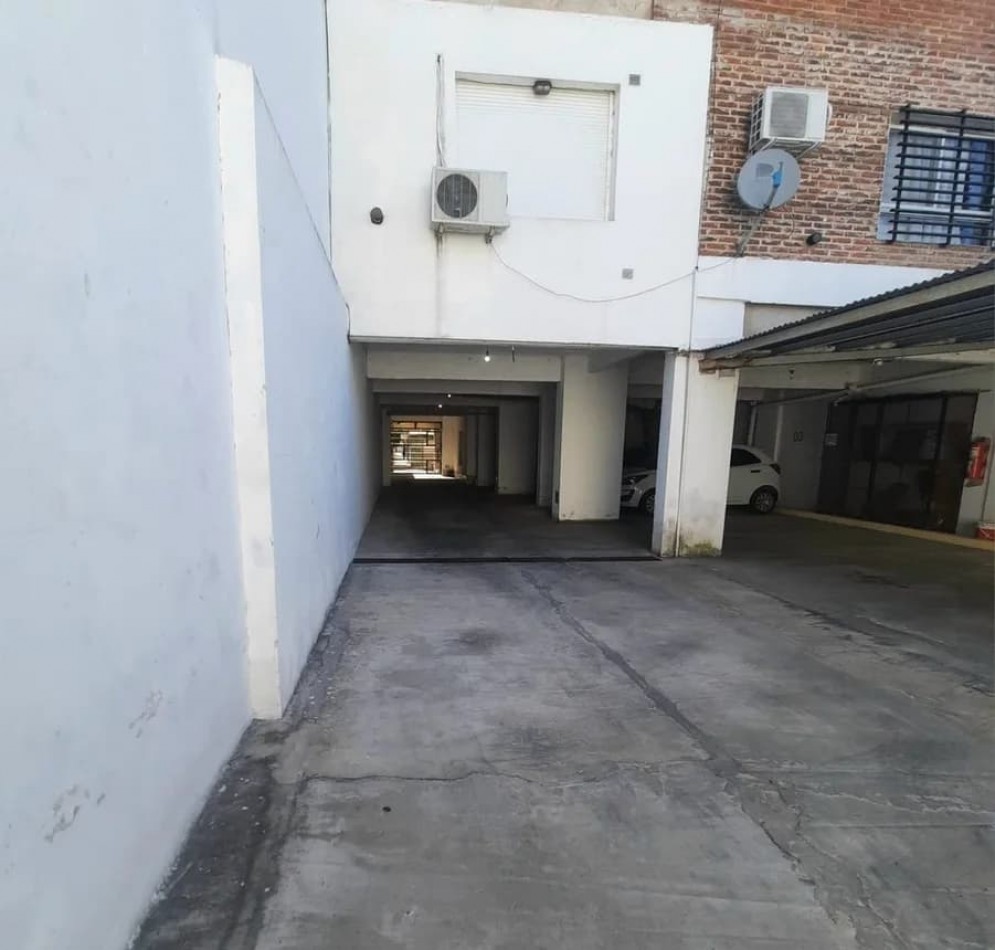 COCHERA EN BARRIO CONSTITUYENTES, SANTA FE 