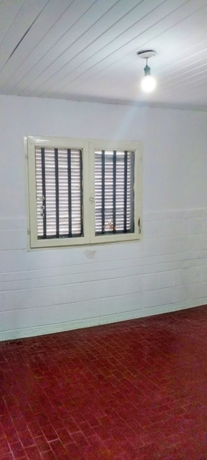 CASA DE 2 DORMITORIOS SOBRE AV. DEL TRABAJADOR, SANTO TOME