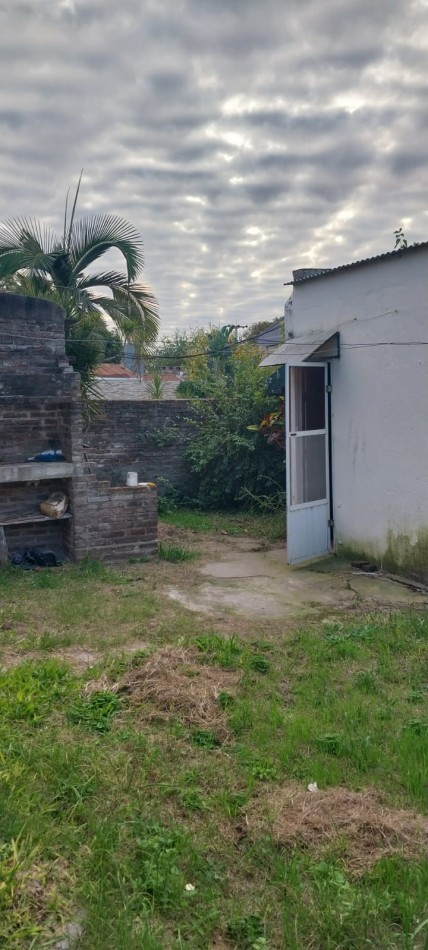CASA DE 2 DORMITORIOS SOBRE AV. DEL TRABAJADOR, SANTO TOME