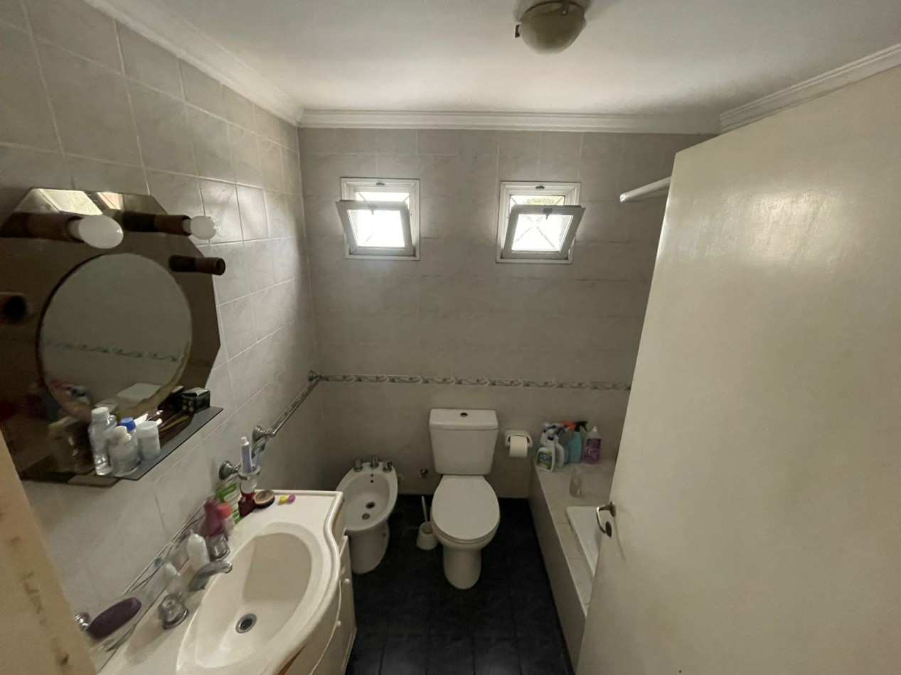 CASA DE 4 DORMITORIOS, SANTO TOME - SANTA FE