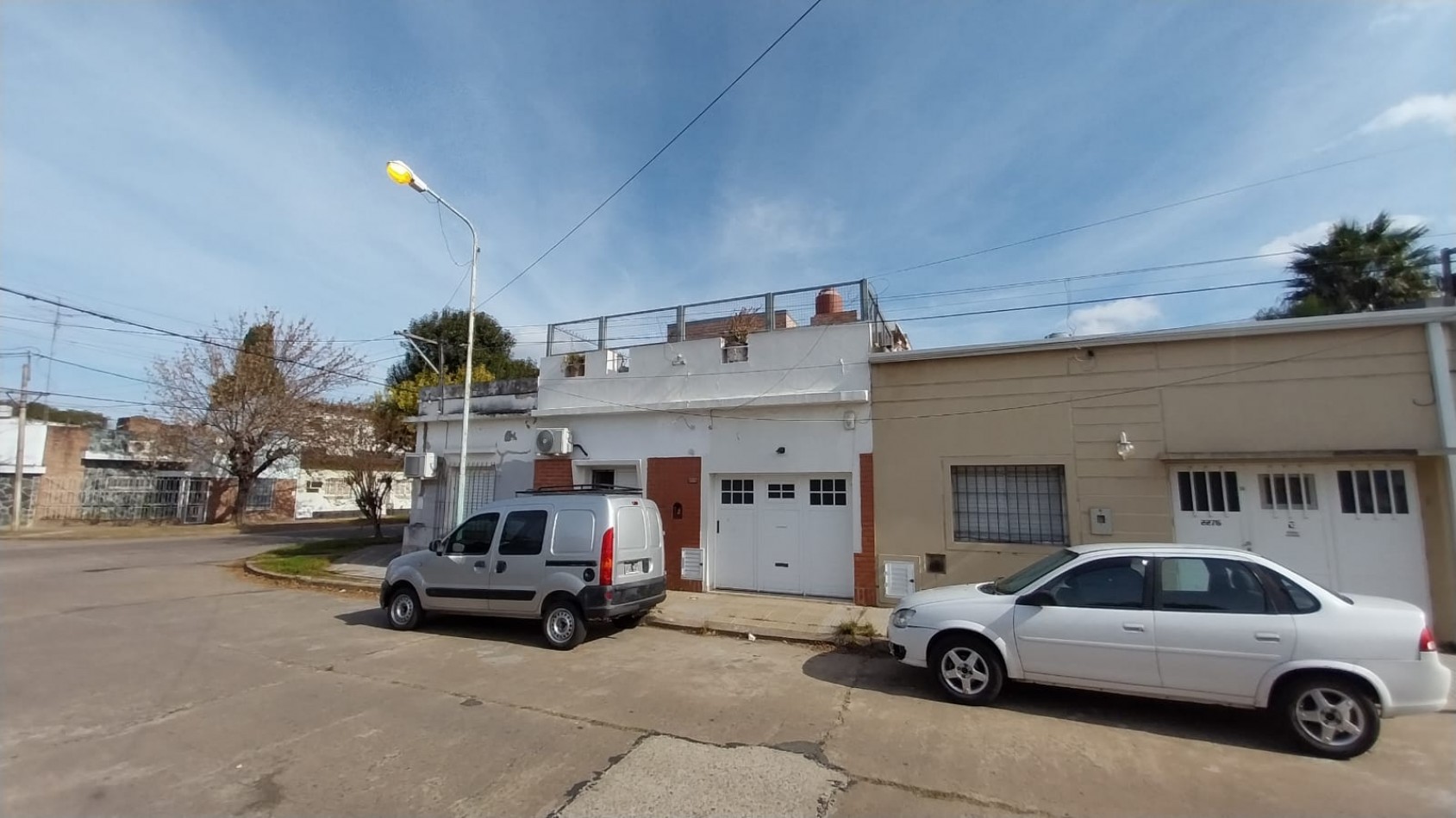 CASA DE 4 DORMITORIOS, SANTO TOME - SANTA FE