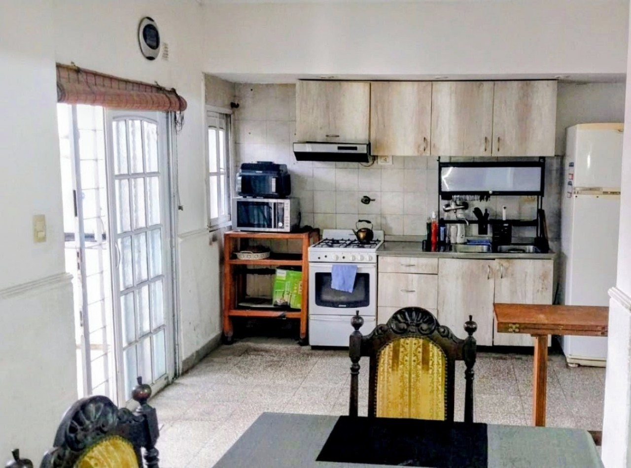 CASA DE 4 DORMITORIOS, SANTO TOME - SANTA FE