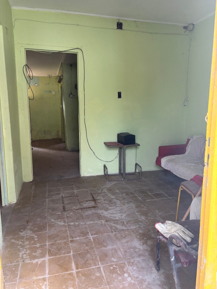 CASA DE 2 DORMITORIOS A REFACCIONAR, SANTA FE