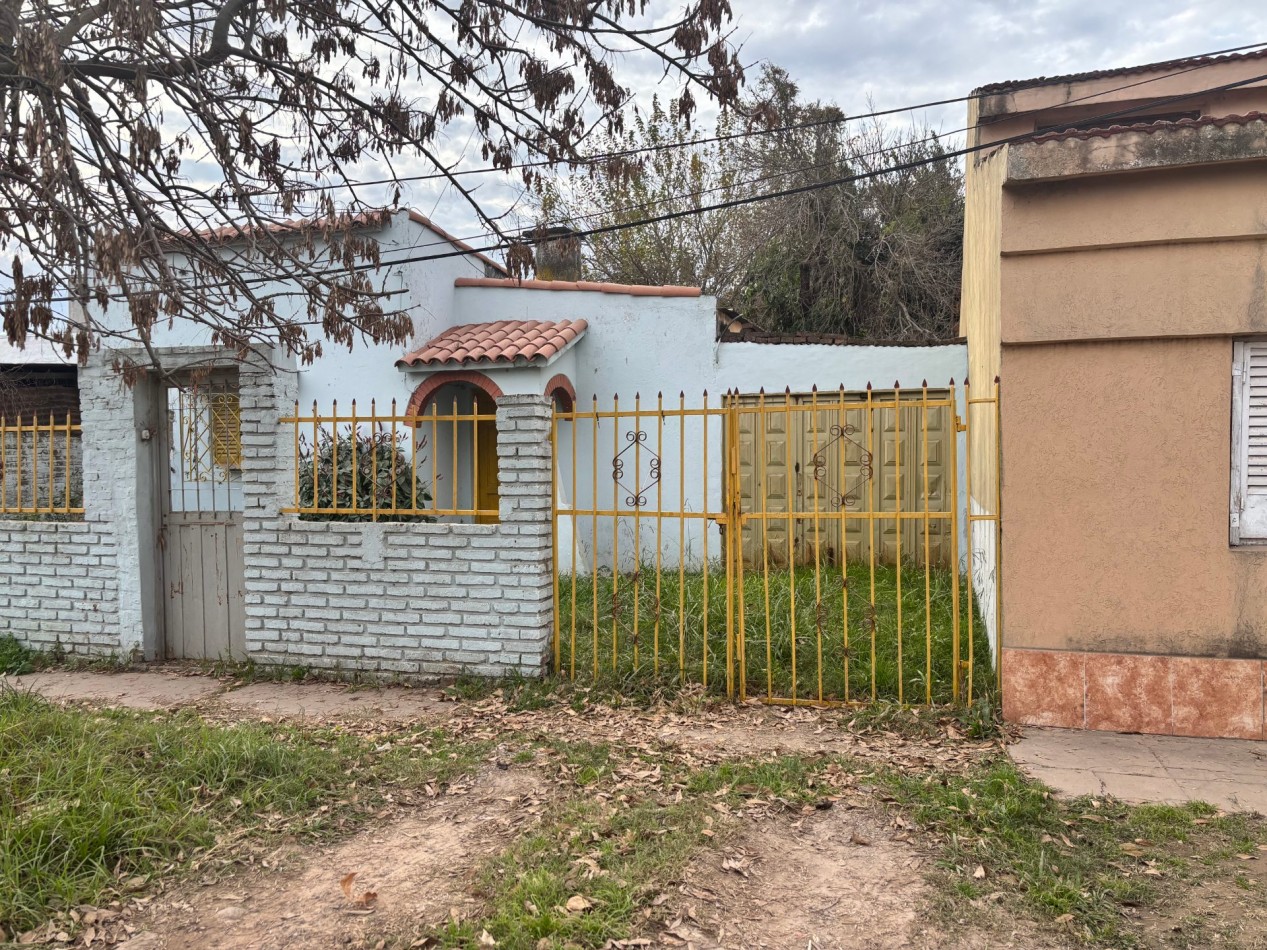 CASA DE 2 DORMITORIOS A REFACCIONAR, SANTA FE