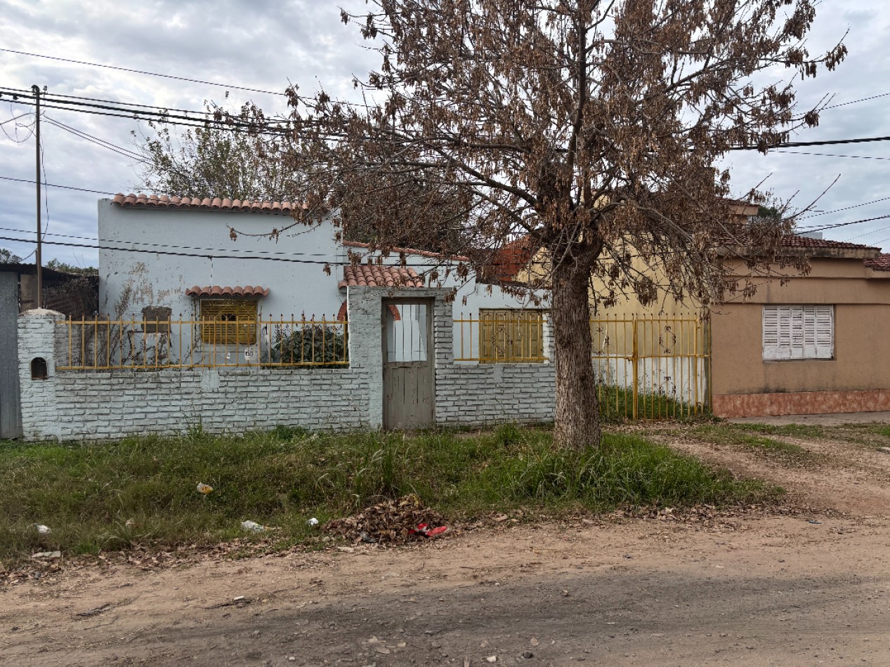CASA DE 2 DORMITORIOS A REFACCIONAR, SANTA FE
