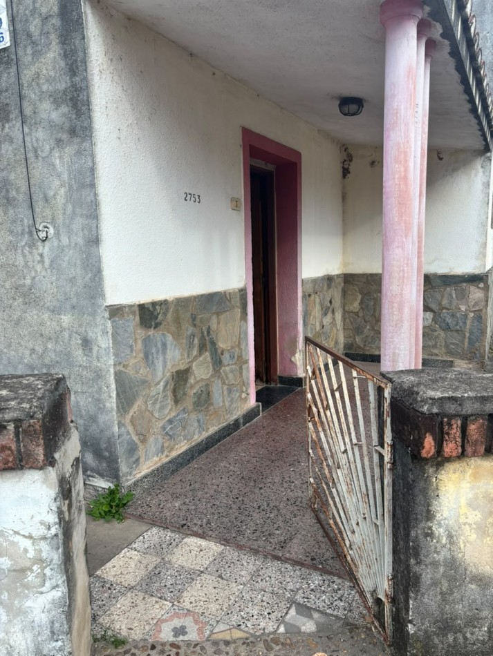 PROPIEDAD EN OCHAVA A RECICLAR, EN BARRIO MAYORAZ