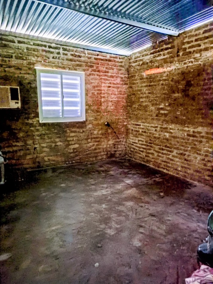 CASA EN BARRIO LOS HORNOS - SANTA FE 