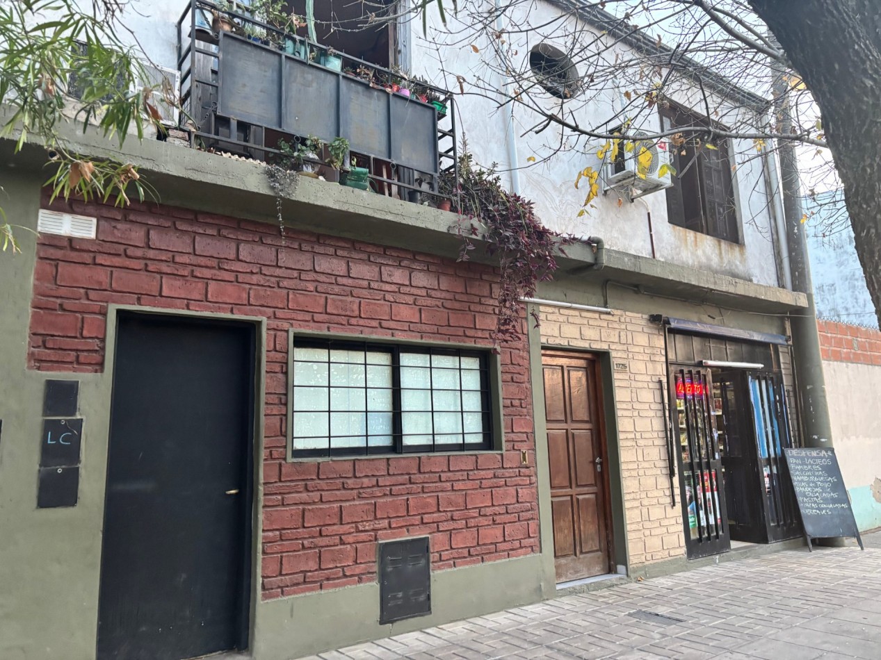 CASA DOBLE EN B° MARIA SELVA - SANTA FE