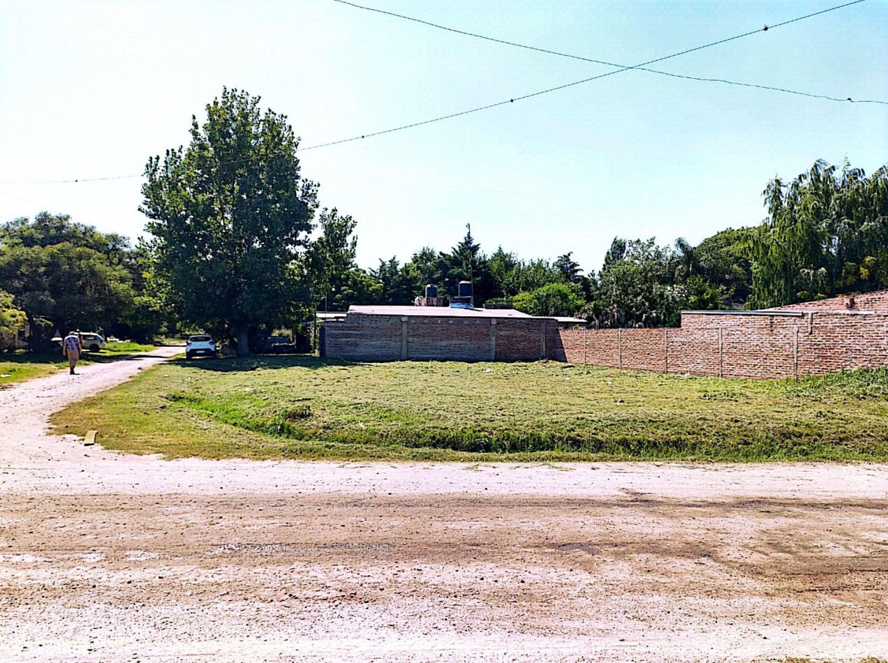 LOTE EN ESQUINA, BARRIO CONQUISTADORES SAUCE VIEJO