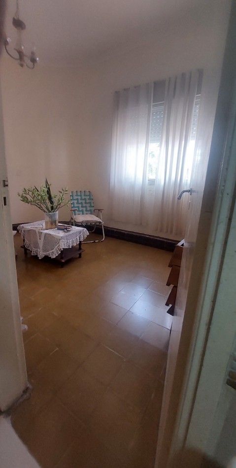 CASA DE TRES DORMITORIOS Y PATIO, SAN JUSTO, SANTA FE