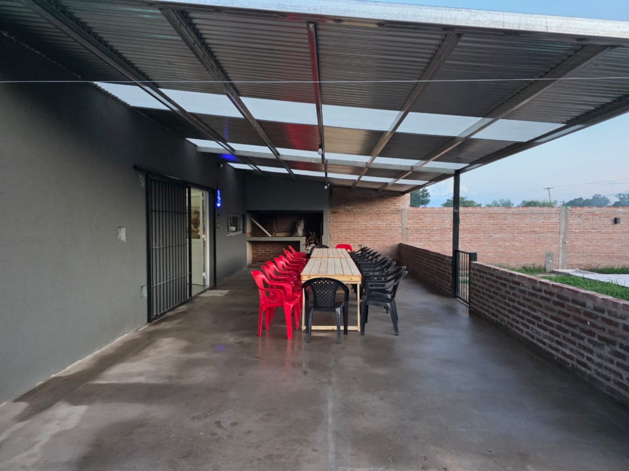 CASA DE 1 DORMITORIO MAS QUINCHO CON PISCINA Y SOLARIUM - RECREO, SANTA FE