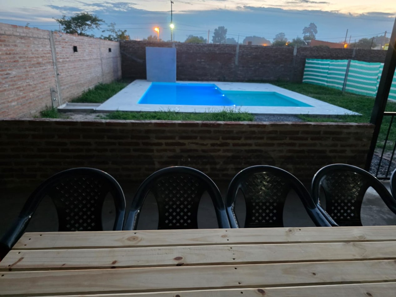 CASA DE 1 DORMITORIO MAS QUINCHO CON PISCINA Y SOLARIUM - RECREO, SANTA FE