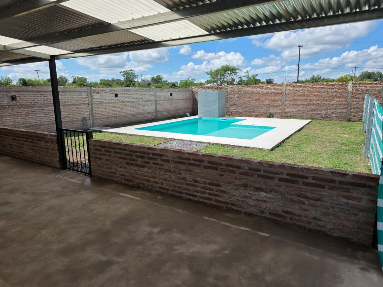 CASA DE 1 DORMITORIO MAS QUINCHO CON PISCINA Y SOLARIUM - RECREO, SANTA FE