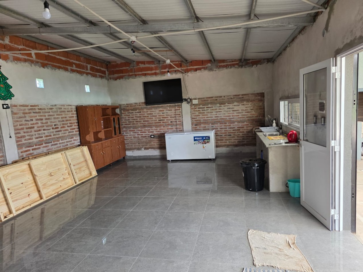 CASA DE 1 DORMITORIO MAS QUINCHO CON PISCINA Y SOLARIUM - RECREO, SANTA FE
