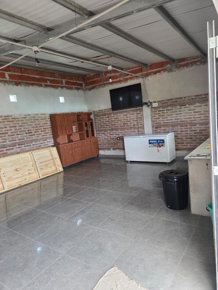 CASA DE 1 DORMITORIO MAS QUINCHO CON PISCINA Y SOLARIUM - RECREO, SANTA FE